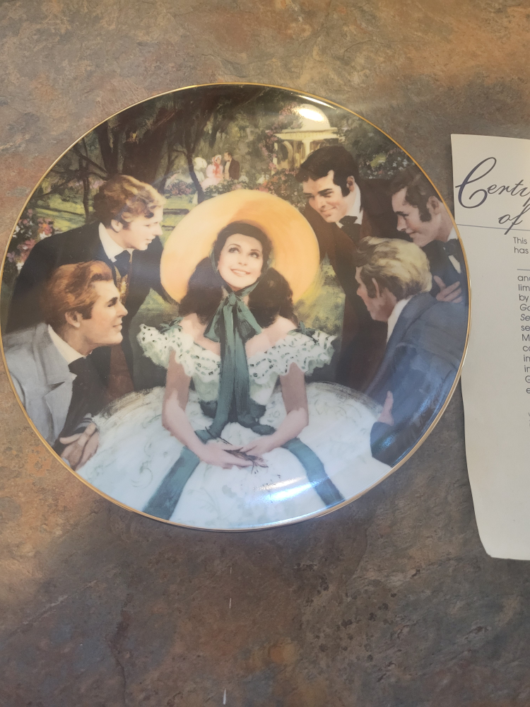 Gone with the  wind plate.15 dollars  with papers