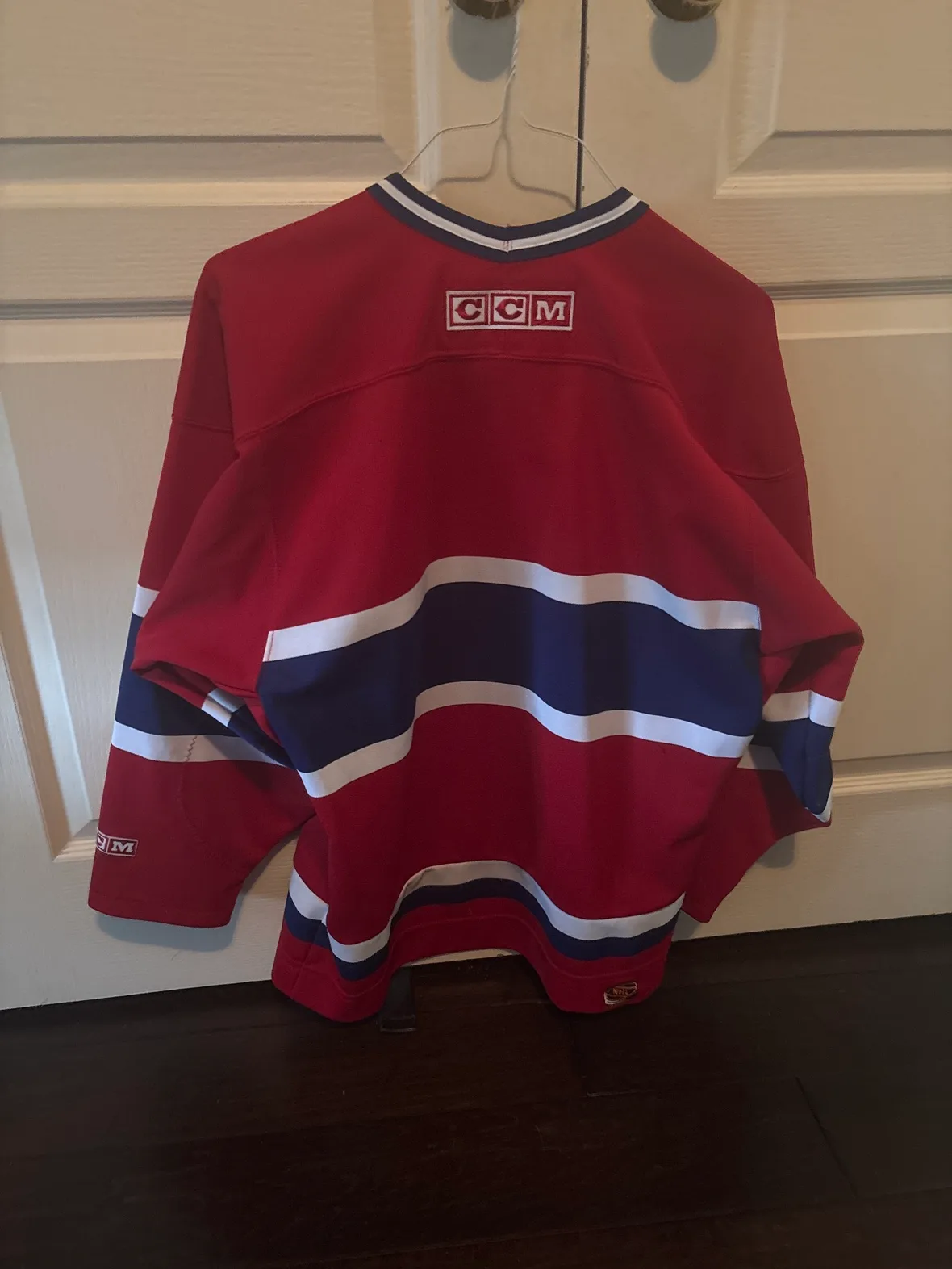 Montreal Canadiens CCM Jersey image indicator(2)