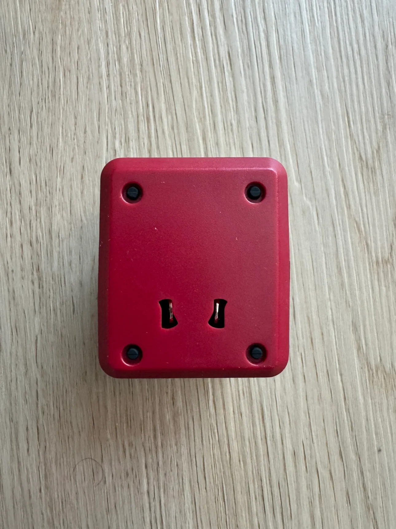 Samsonite Travel Power Adapter with USB image indicator(5)