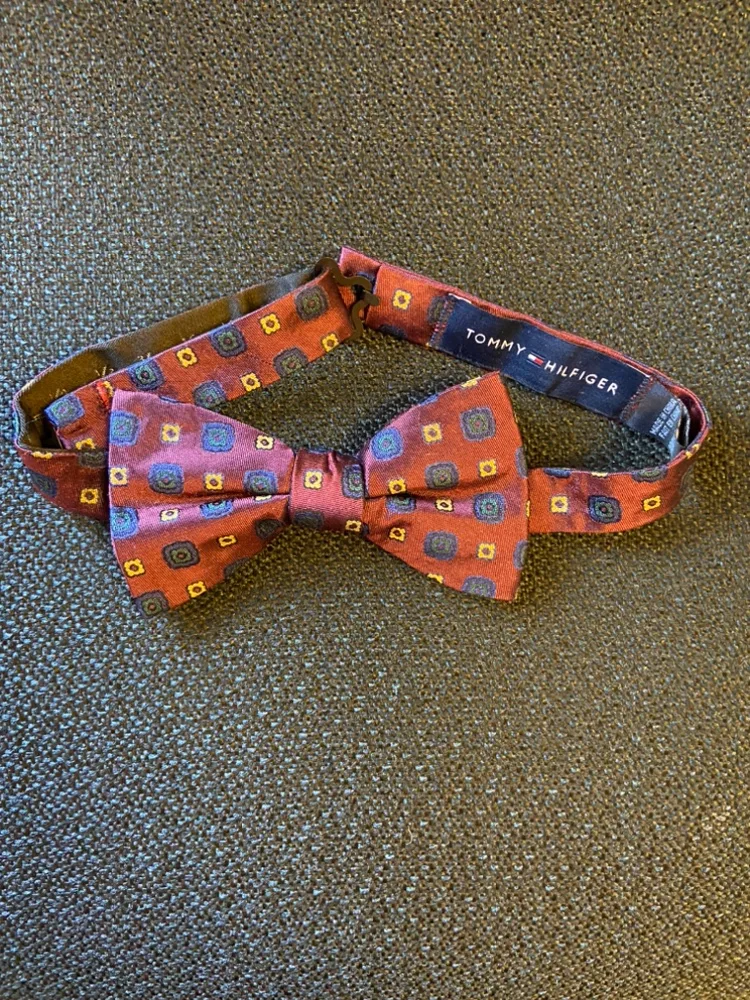 Tommy Hilfiger Bow Ties - all new image indicator(3)