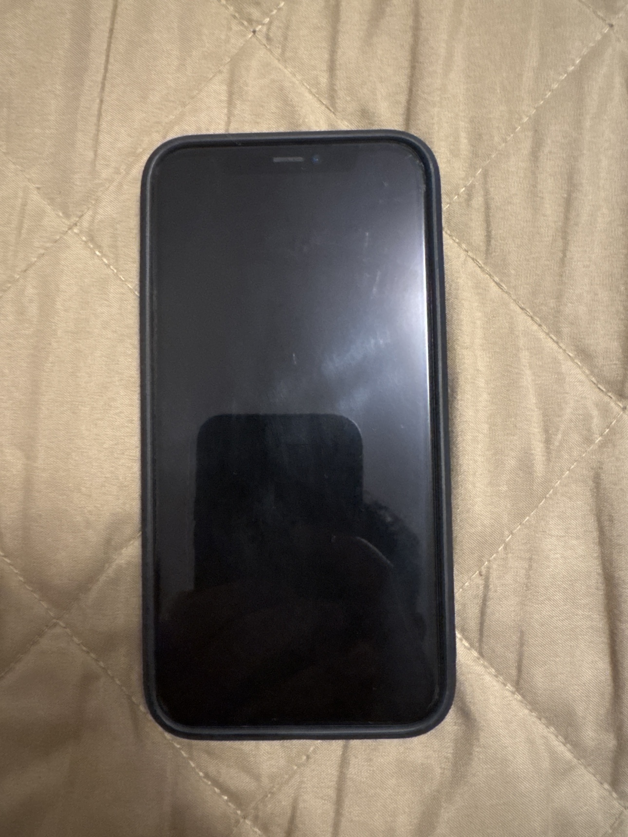iPhone 11 Pro - photo 2