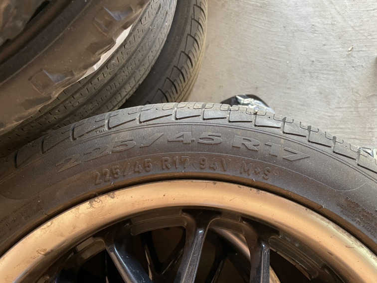 Set of 4 Tires and Rims - photo 3