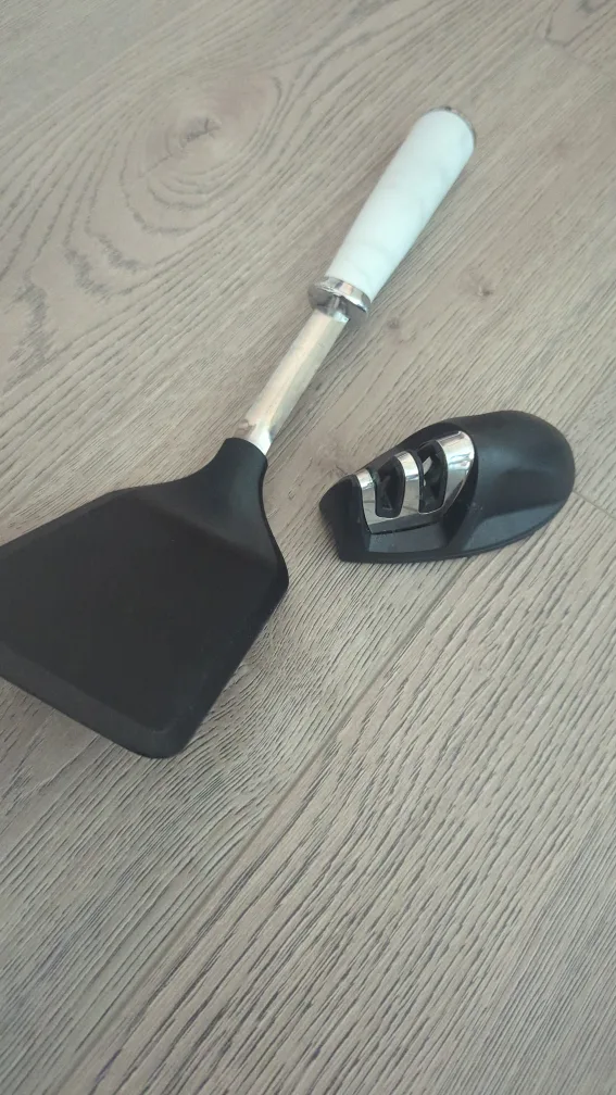 Spatula and Knife Sharpener for free #free cycle image indicator(2)