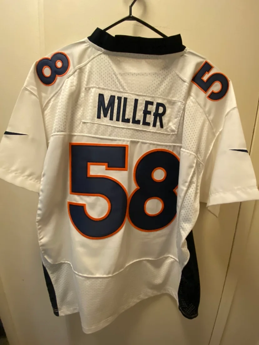 Denver Broncos Von Miller Jersey Size 56 image indicator(2)