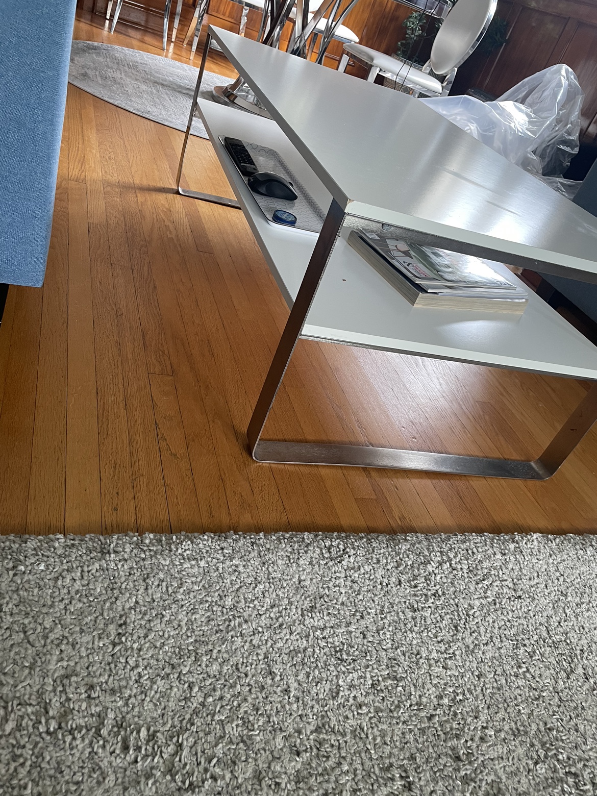 White Coffee Table with Metal Frame - photo 4