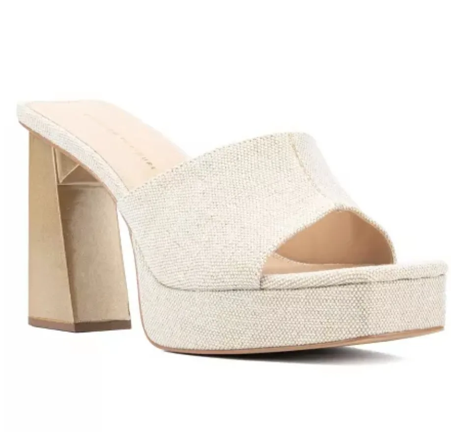 New Fashion To Figure Women's Teresa Block Heels image indicator(2)