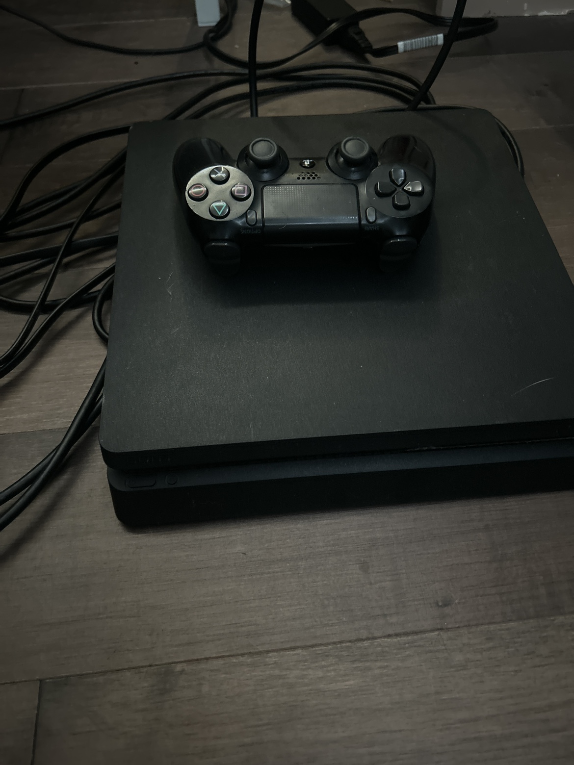 PlayStation 4 Slim Console - photo 3
