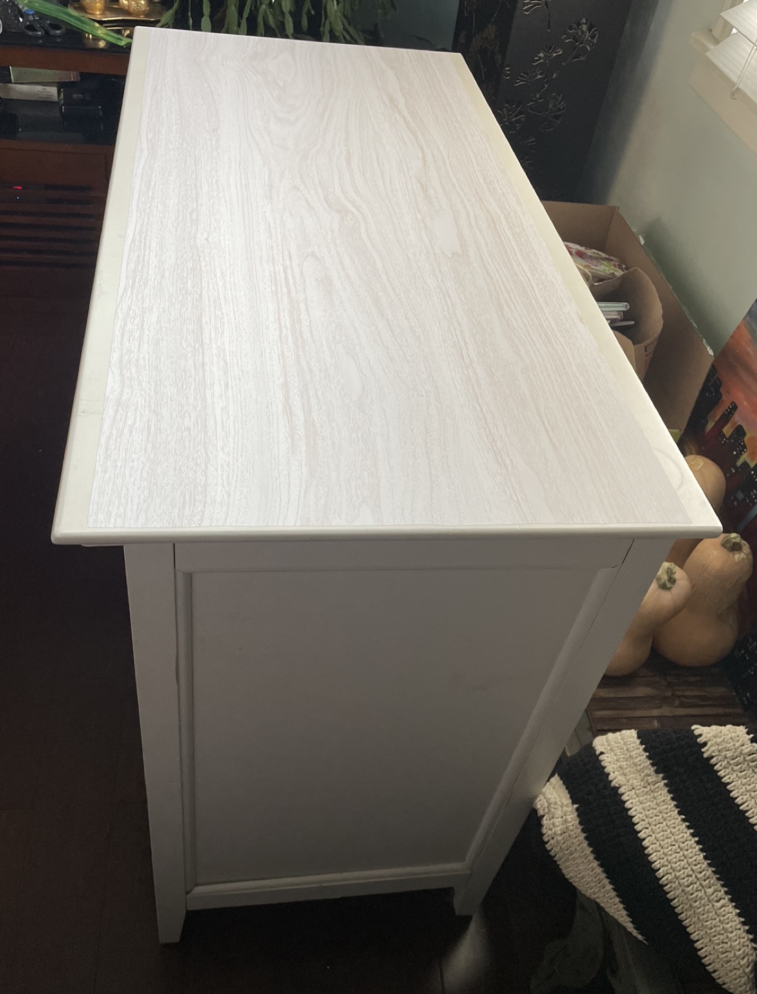 Off White Dresser with 3 Drawers - photo 3