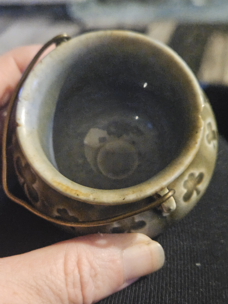 Small Shamrock Cauldron - photo 2