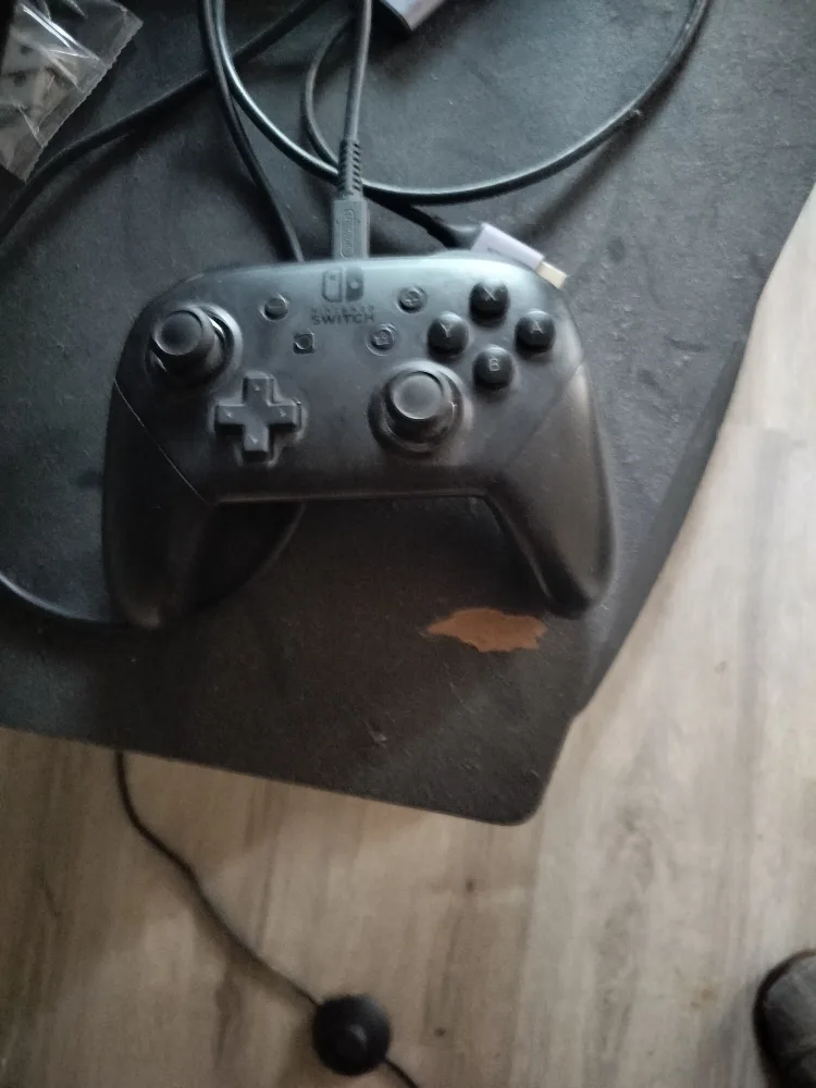 Nintendo switch oled and accessories *price drop* image indicator(2)