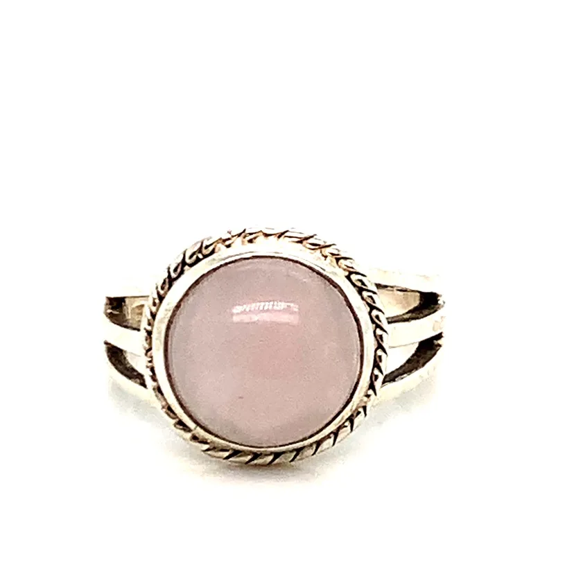 Sterling Silver Ring with Rose Quartz Stone image indicator(2)