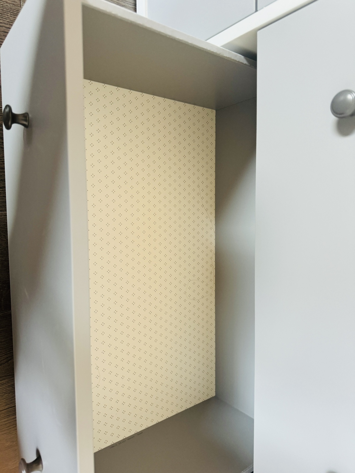 Grey 6-Drawer Dresser - photo 4