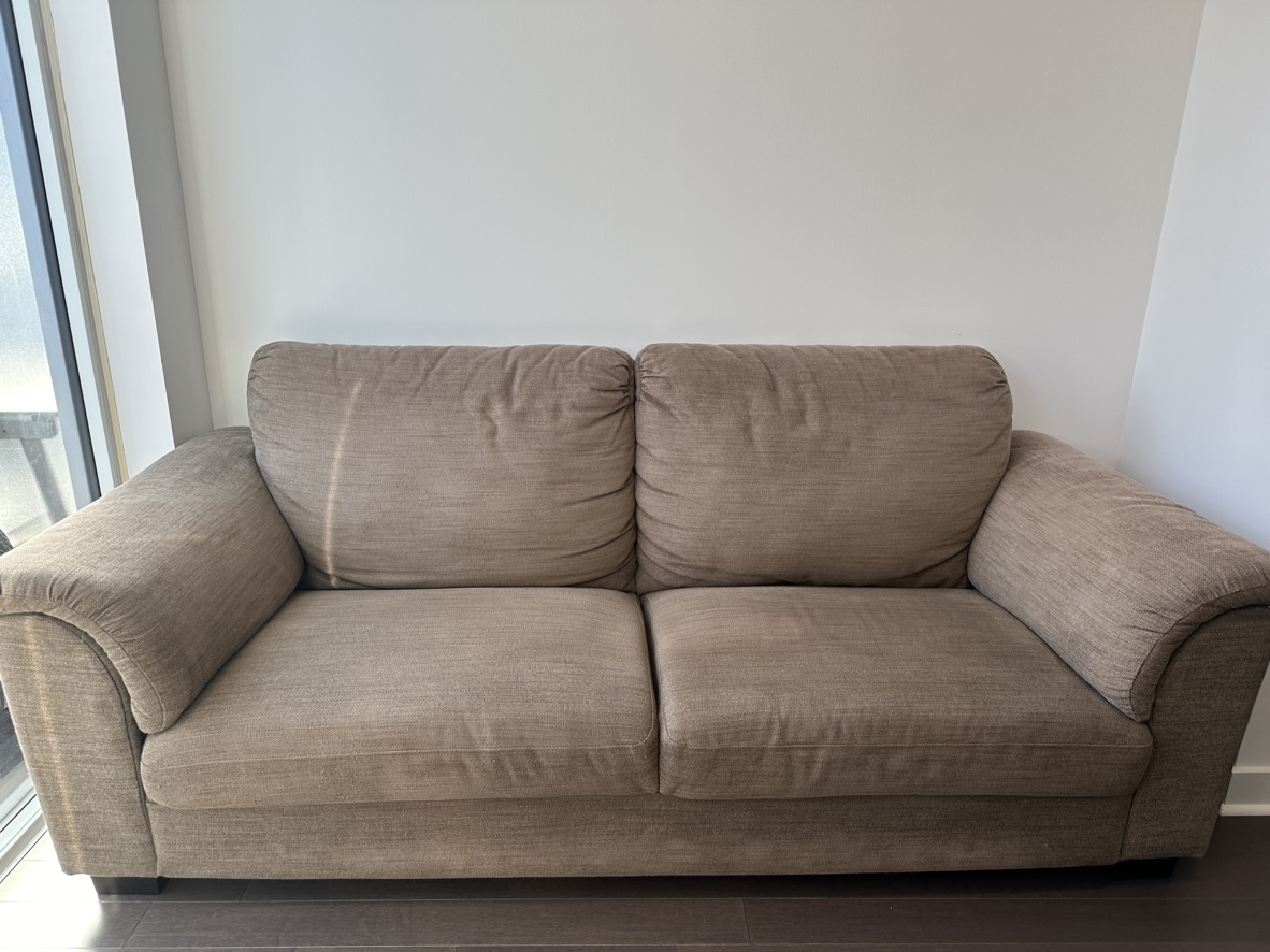 Very comfortable couch - photo 2