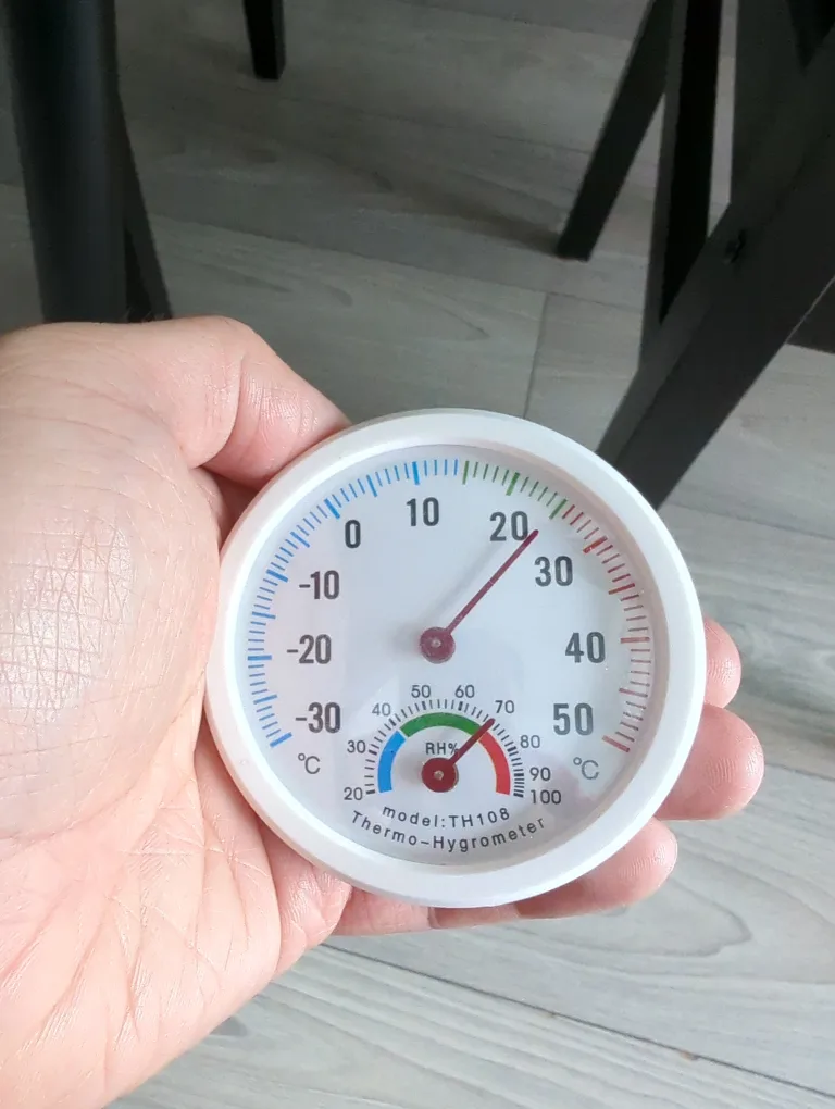 Thermo hygrometer thumbnail