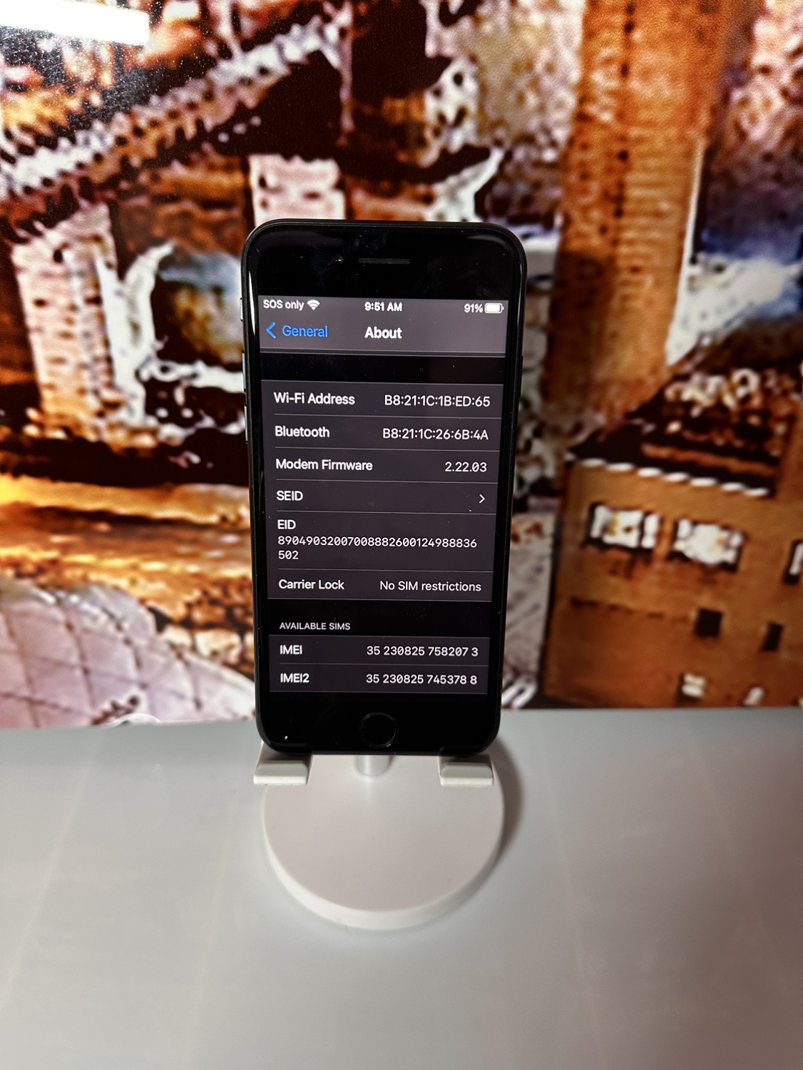 iPhone SE (3rd Generation) 128GB - photo 2
