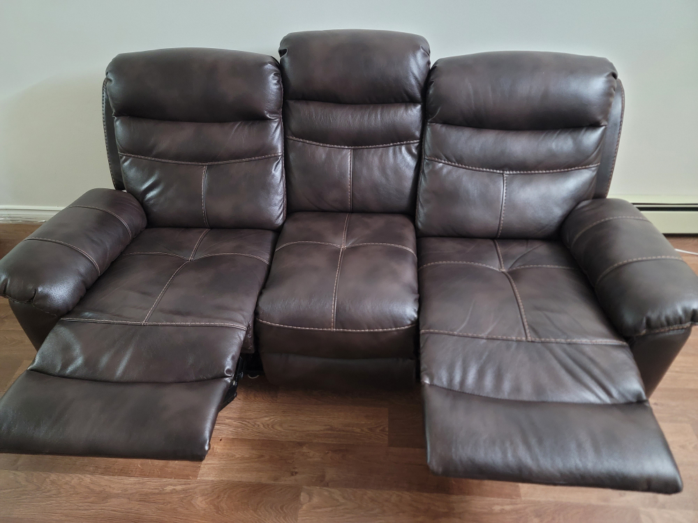 Brown Reclining Sofa - photo 5