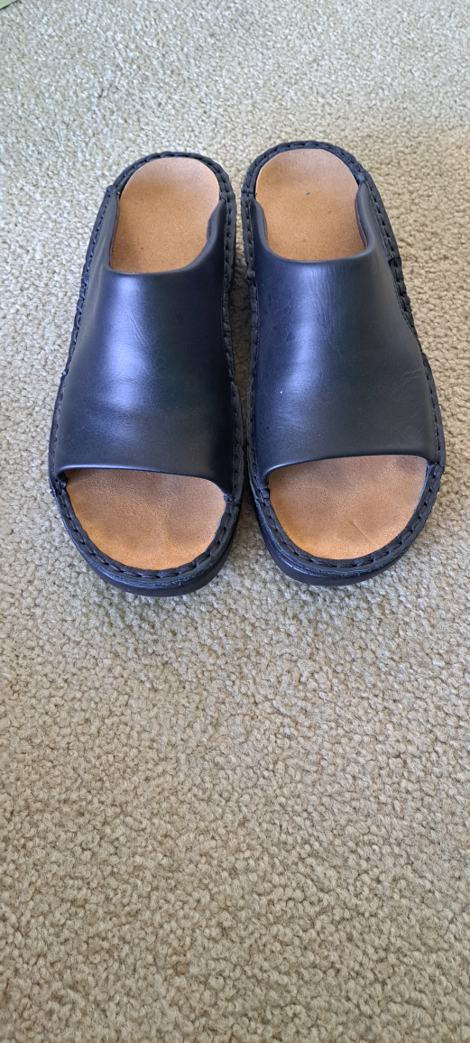 Naot Rome Slip on sandles, Women's size 37