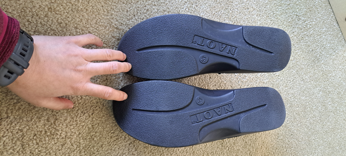 Naot Rome Slip on sandles, Women's size 37 - photo 2