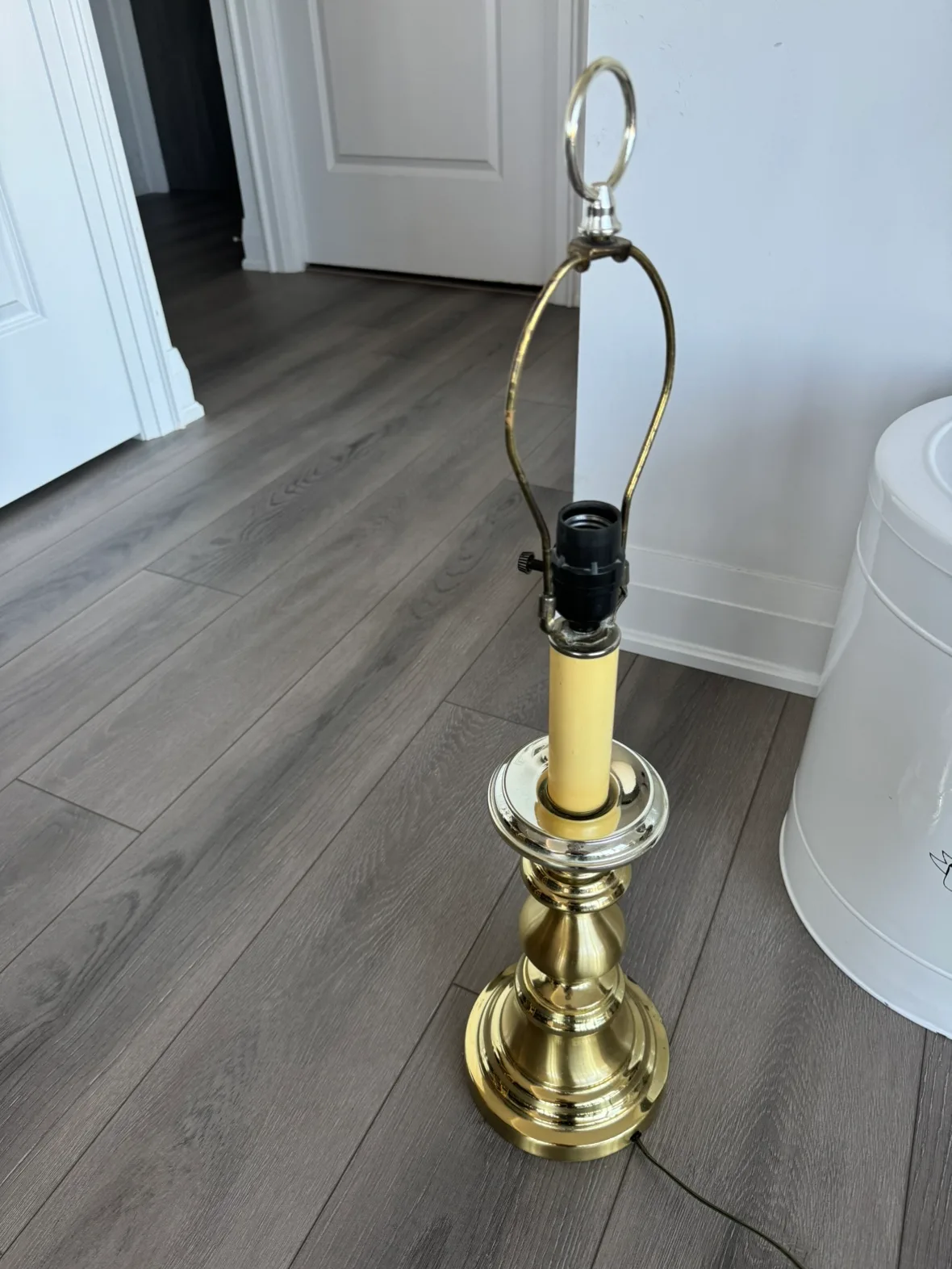 Vintage Brass Table Lamp #freecycle image indicator(2)