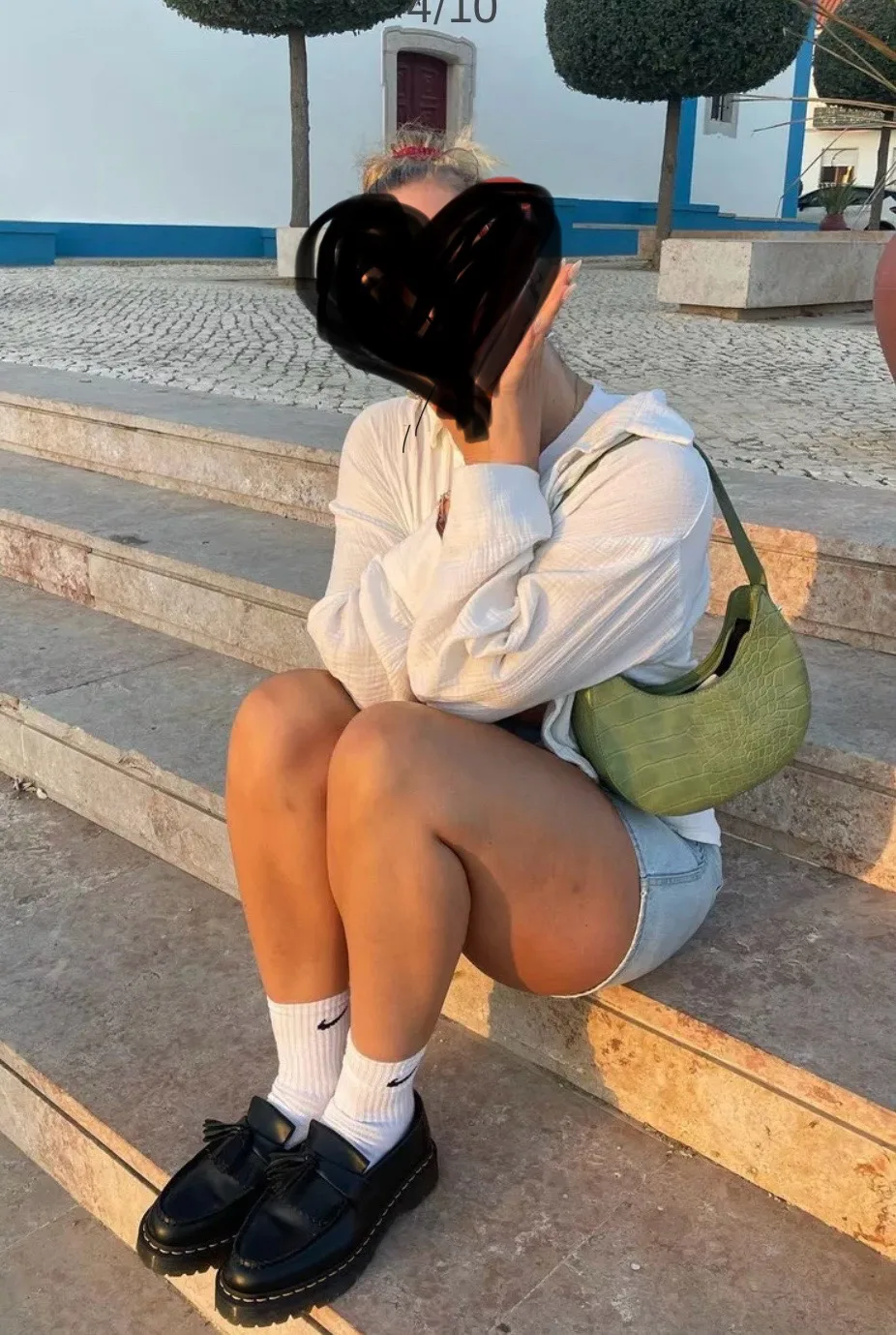 NEW Dr.  Martens Black Leather Tassel Loafers image indicator(4)