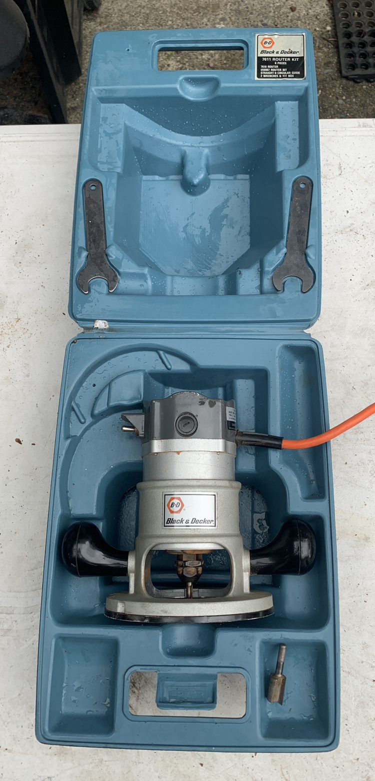 Black & Decker 7611 Router Kit - photo 5