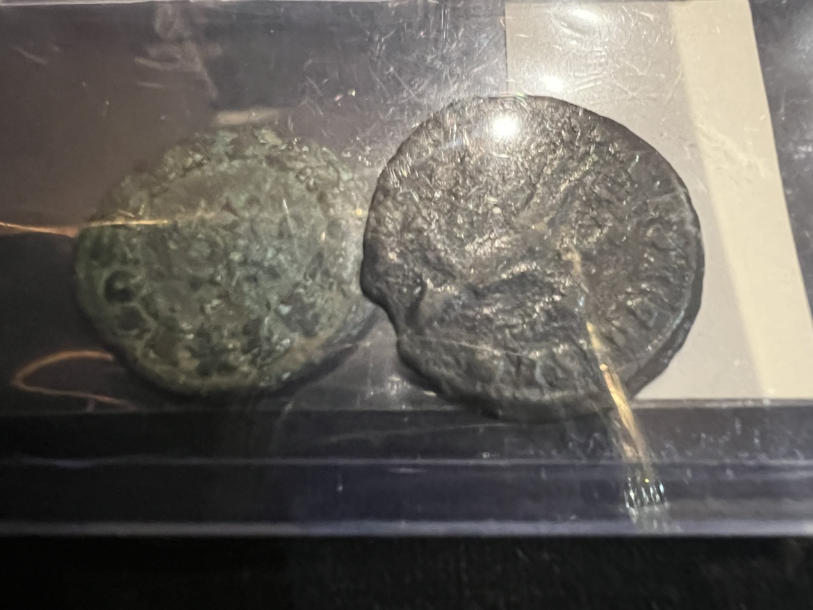 Ancient Roman Coins 300 AD ! - photo 4