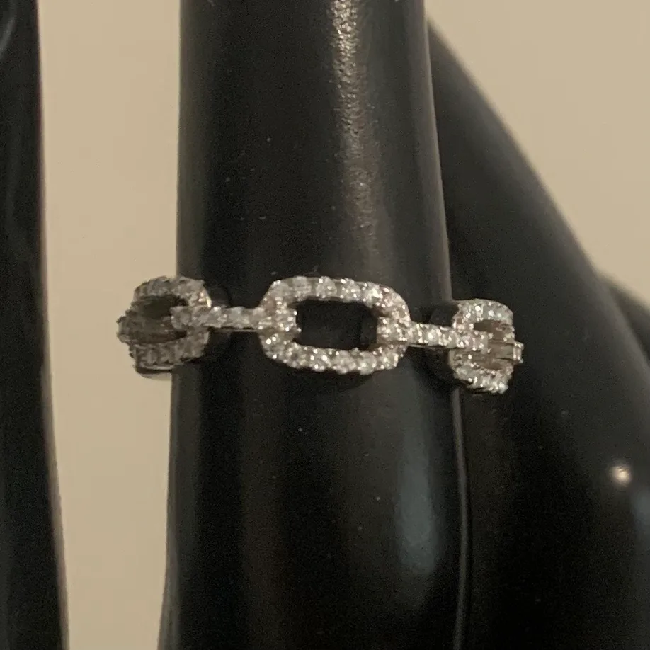 Moissanite Eternity Chain Link Ring thumbnail