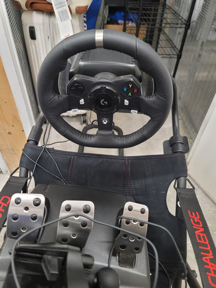 Logitech G920 + Shifter + Playseat Challenge $300obo - photo 2