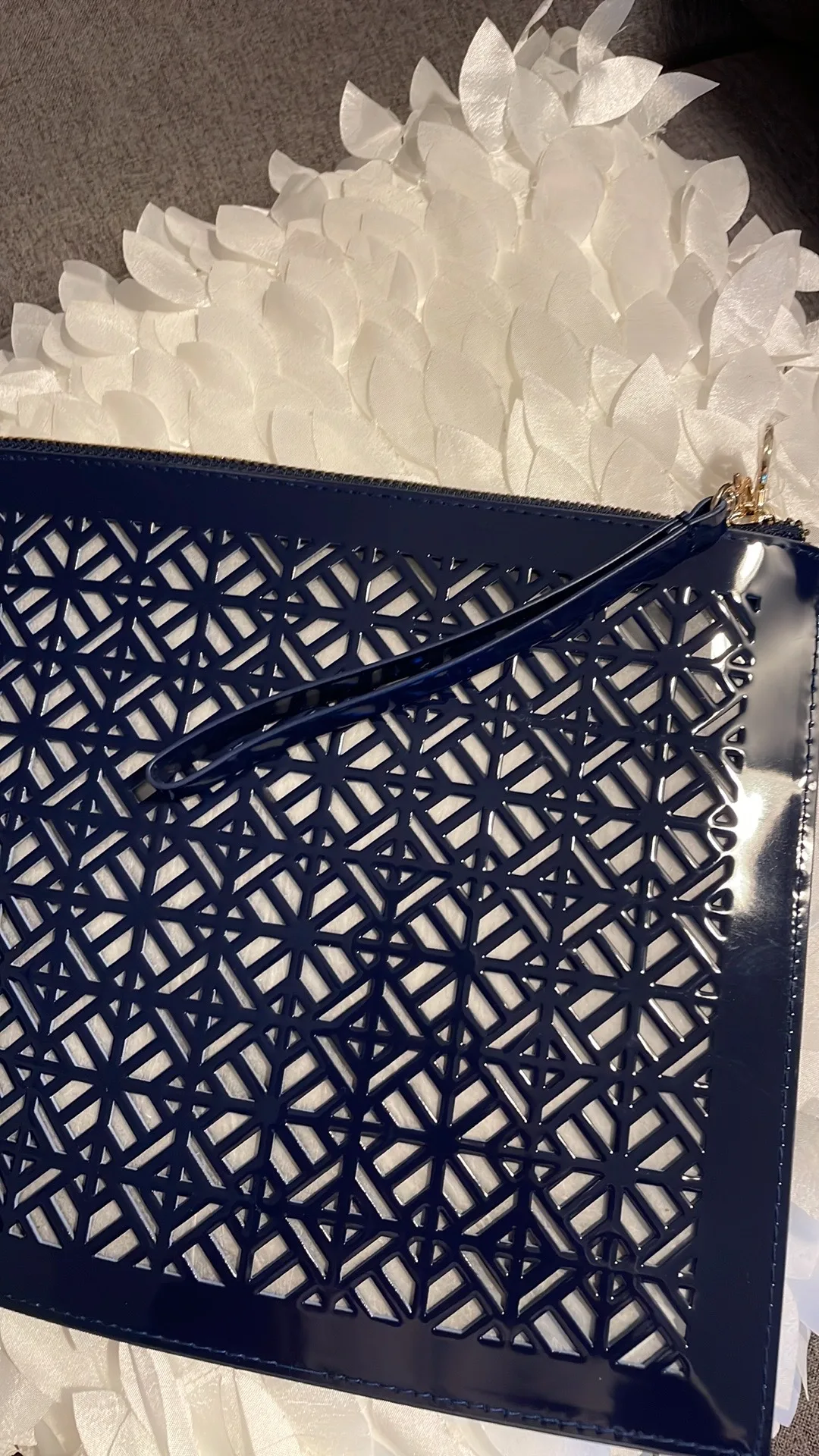 Tory Burch Clutch image indicator(5)