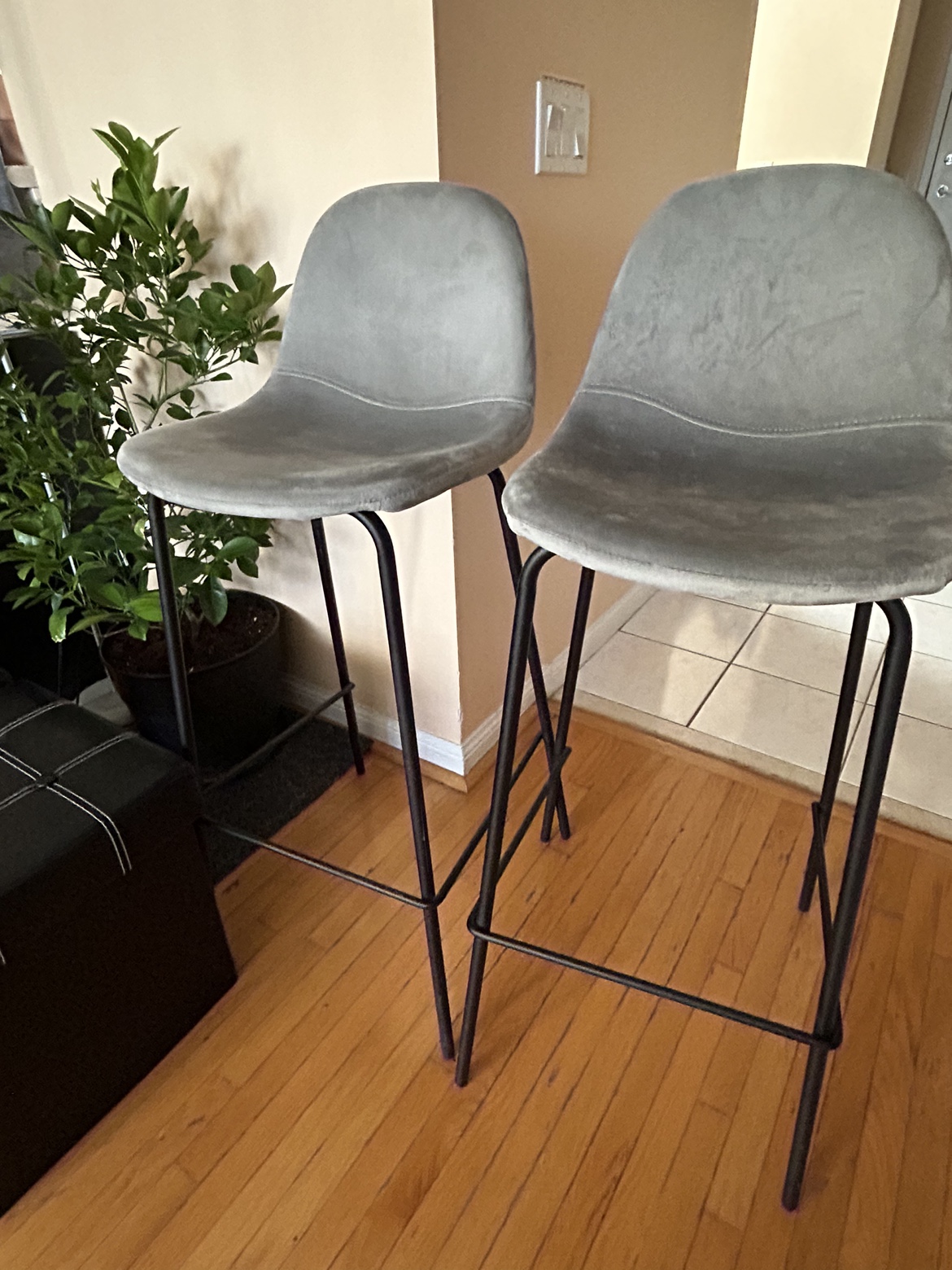 Grey Bar Stools (Set of 2) - photo 3