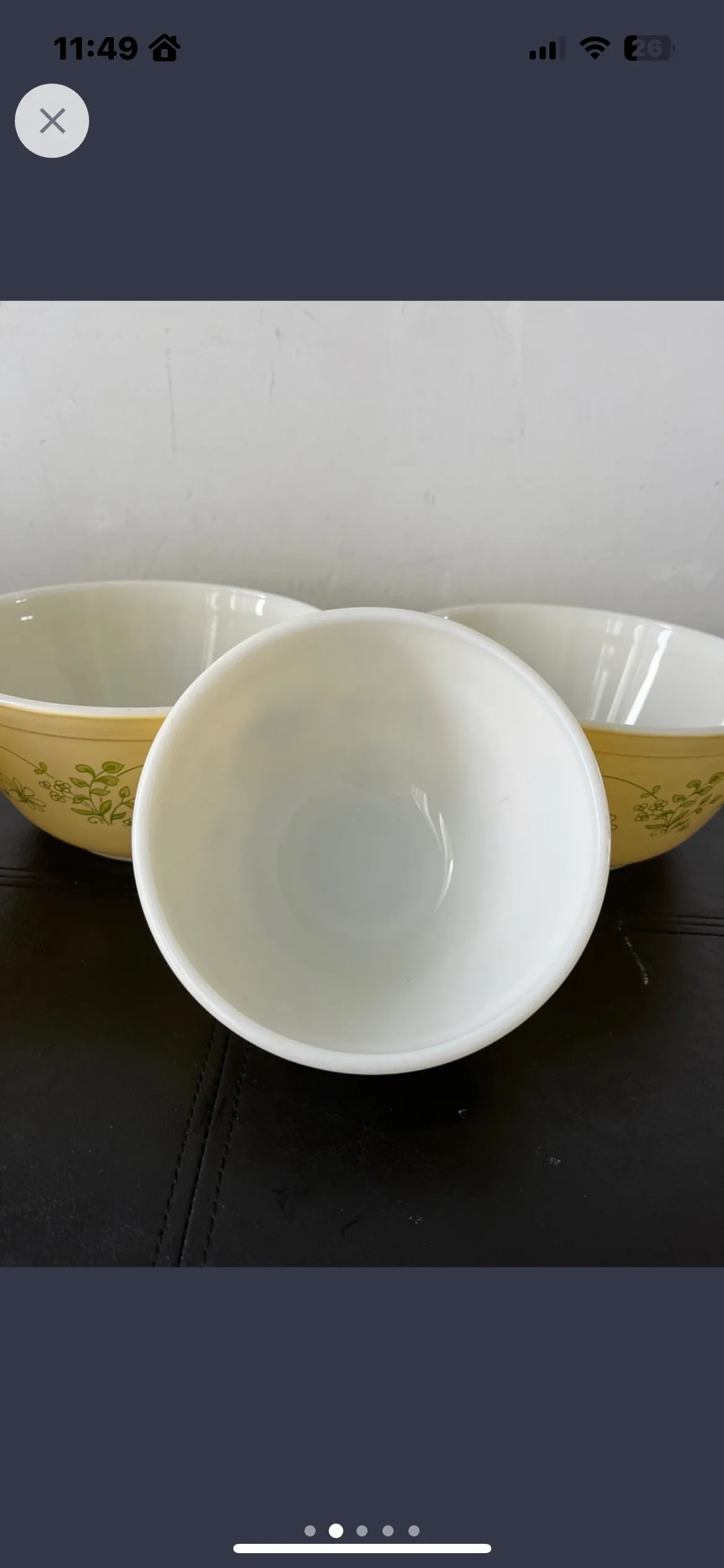 Vintage Pyrex Mixing Bowls image indicator(2)