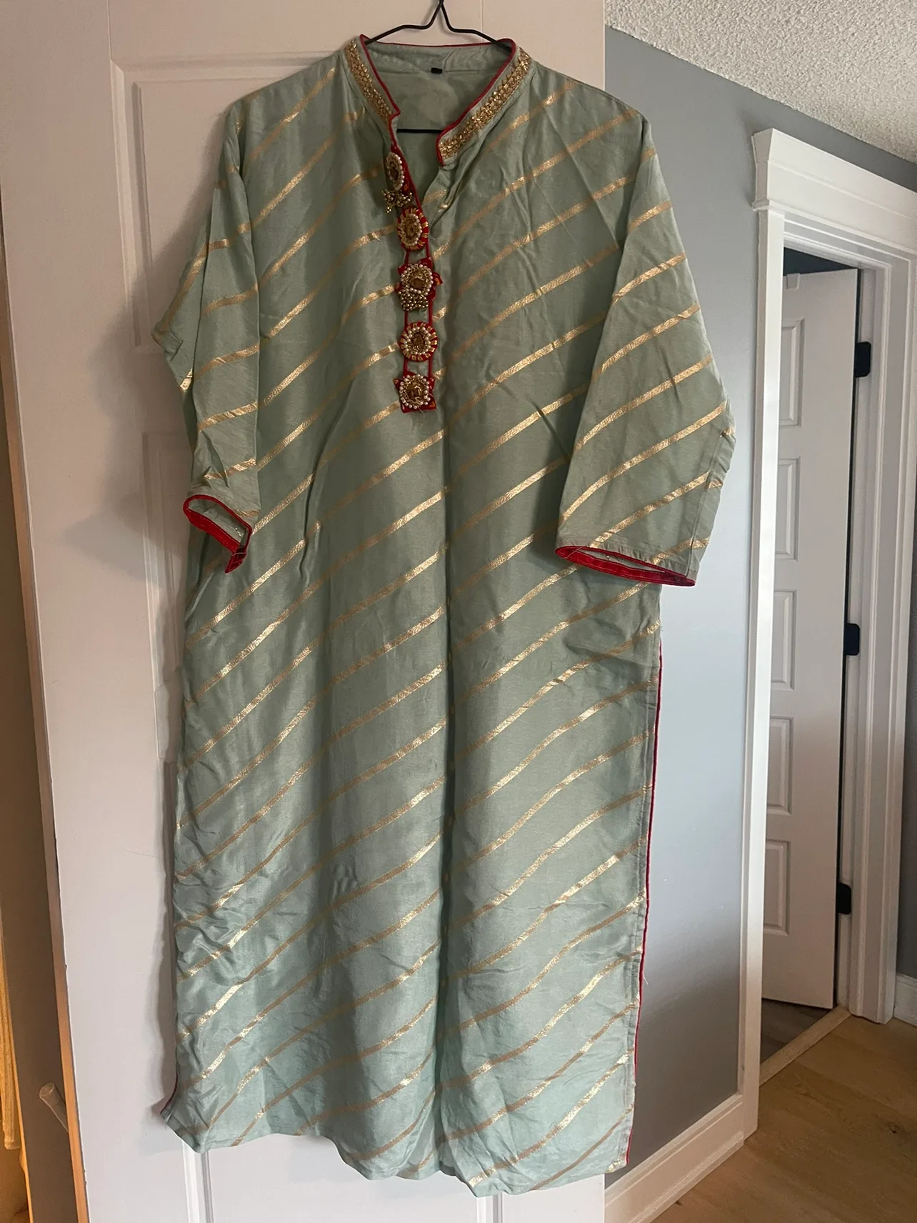 Salwar Kameez Suit in chanderi with dupatta image indicator(3)