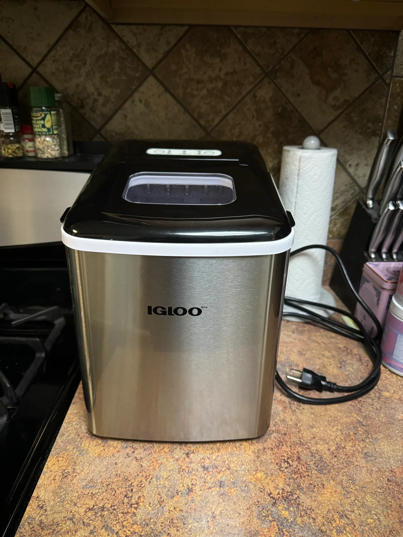 Igloo Portable Ice Maker thumbnail