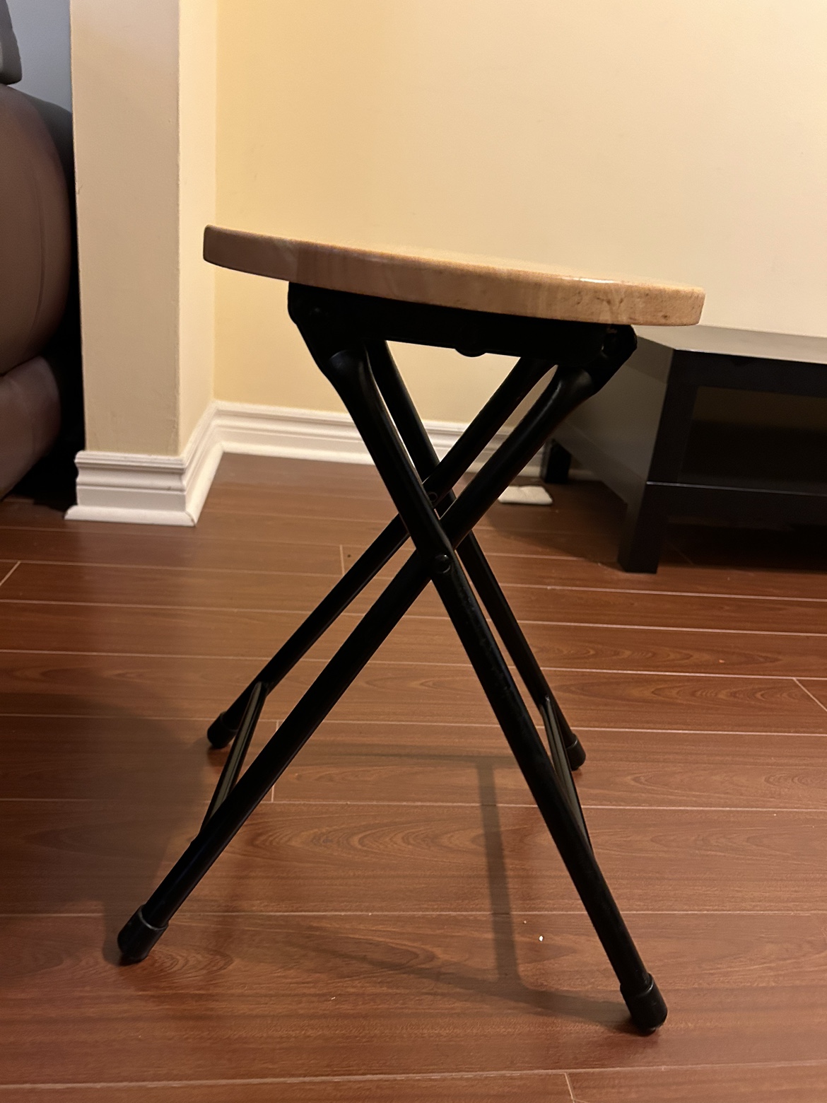 Folding Stool - urgent sale - photo 3