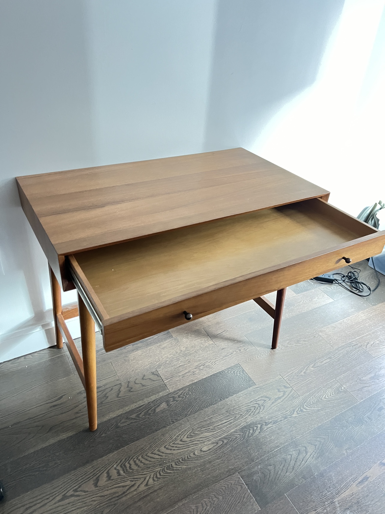 Modern Desk - photo 2