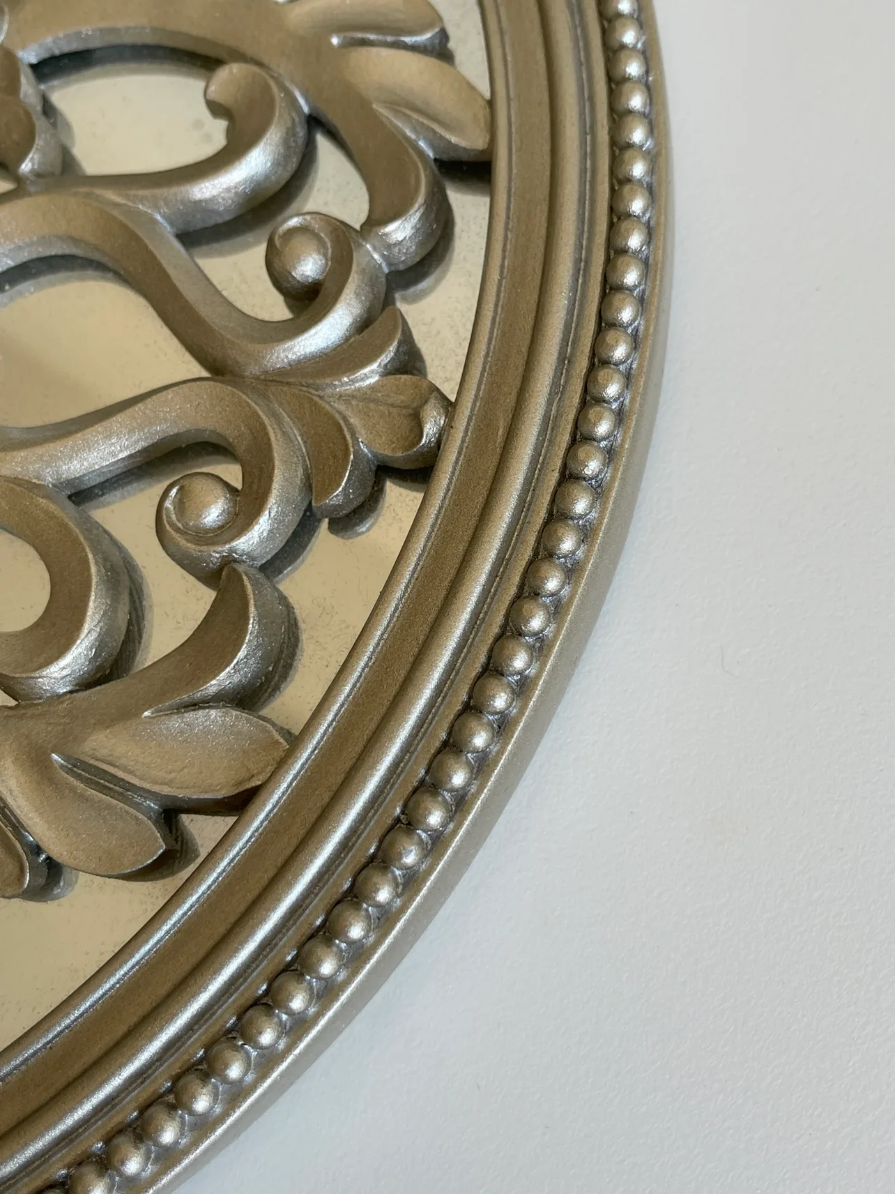 Laura Ashley British style deco wall mirror ❤️ image indicator(3)