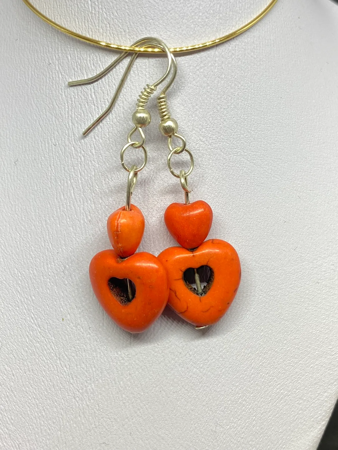 Heart Dangle Earrings image indicator(4)