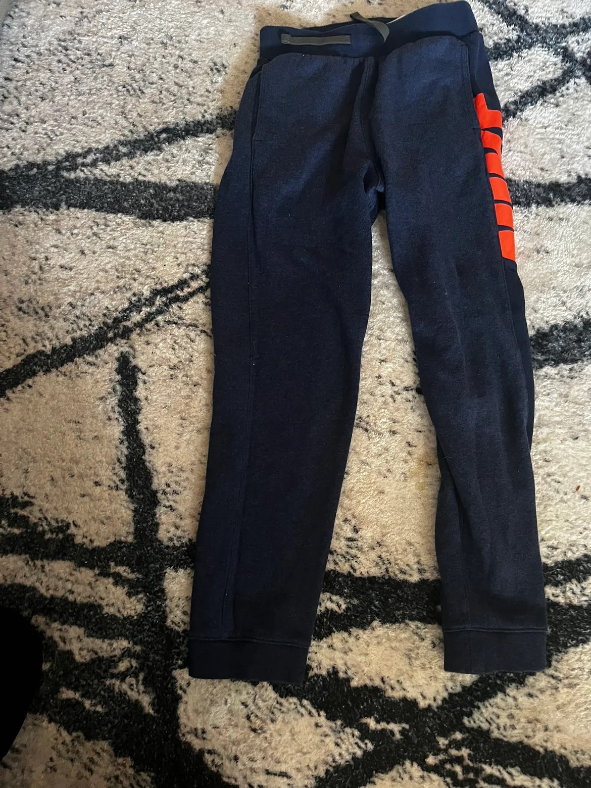 Nike Boys'  Set image indicator(2)