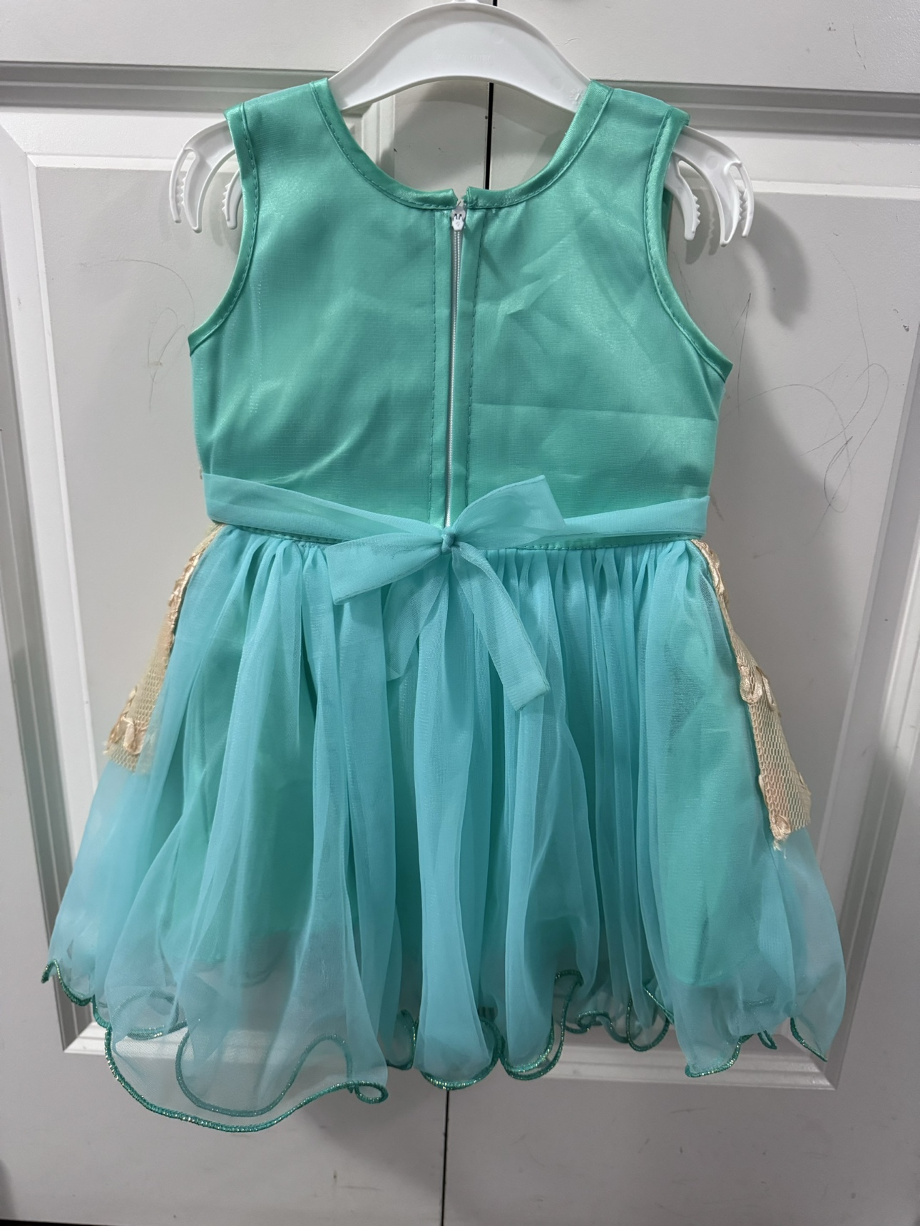 Girls' Green Indian Dress - photo 2