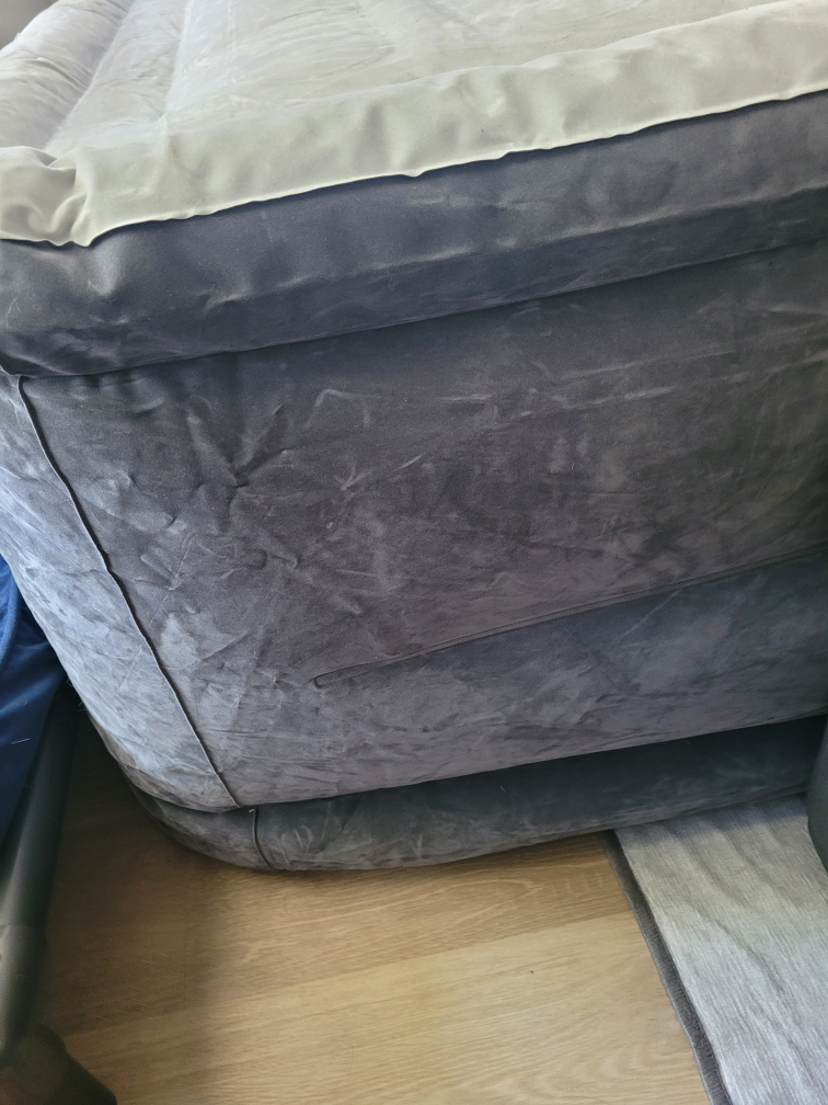 Intex Queen Air Mattress - photo 2