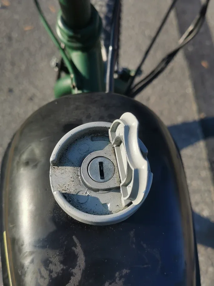 Gas powered motorized bicycle image indicator(3)