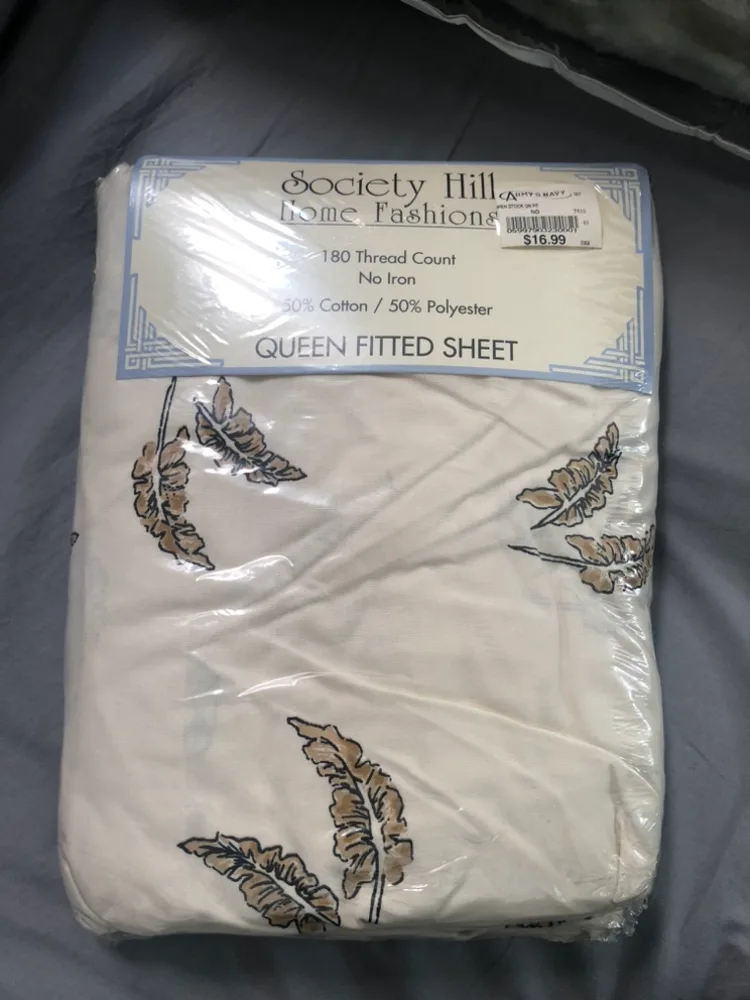 Brand New Society Hill Queen Fitted Sheet thumbnail
