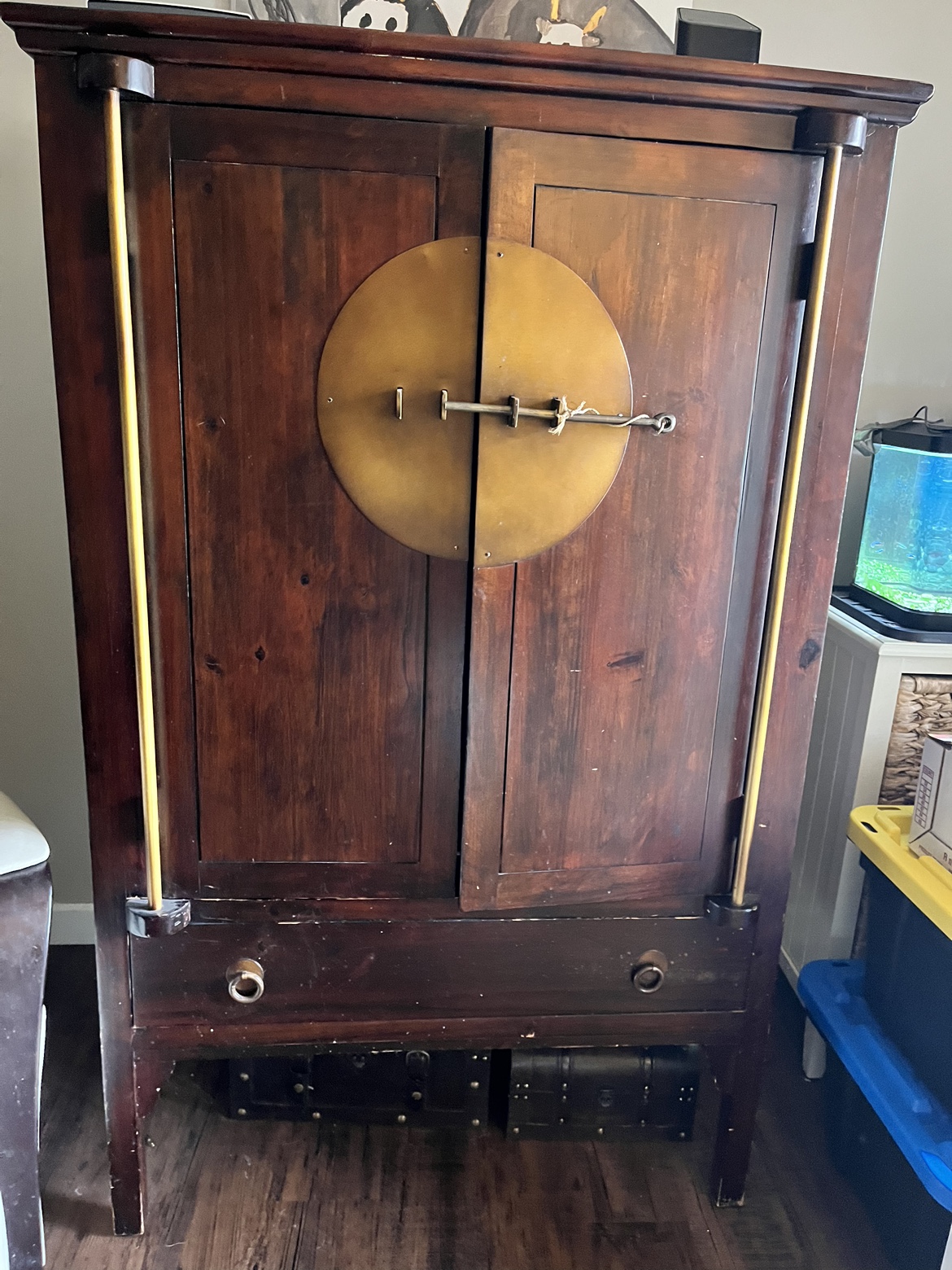 Armoire