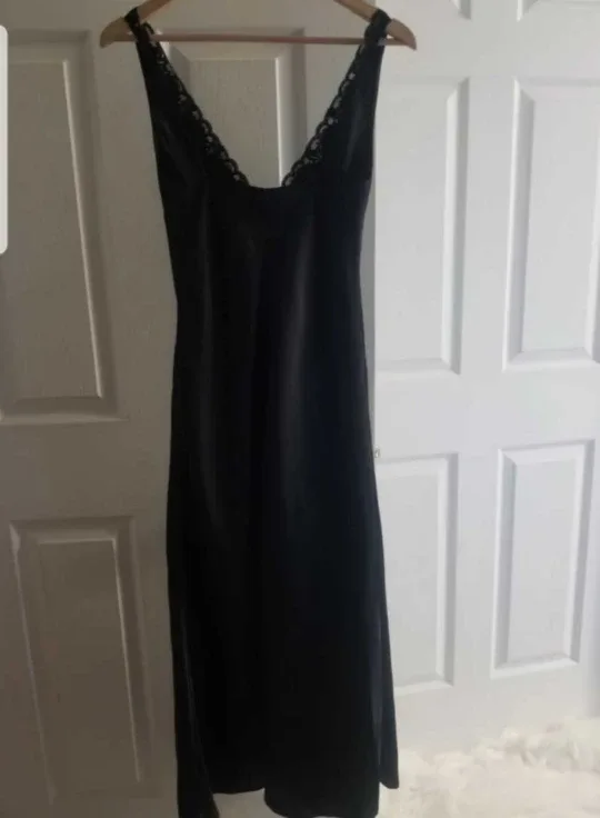 La Senza Black Silky w/ Lace Trim Long Nightgown - NEW W/ TAGS thumbnail