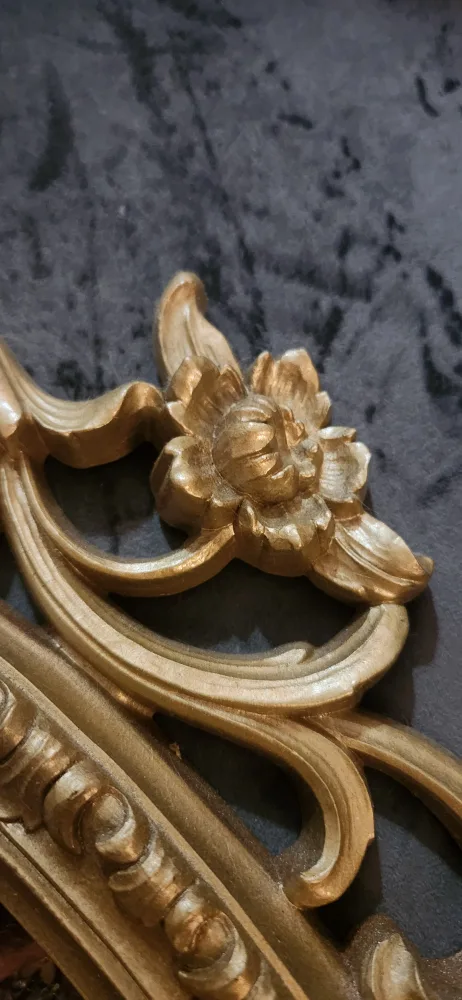 Vintage/mid-century 'Syroco' brand Gold Tone Mirrors image indicator(6)