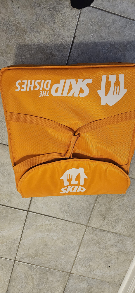 Skip The Dishes Delivery Bags - photo 2