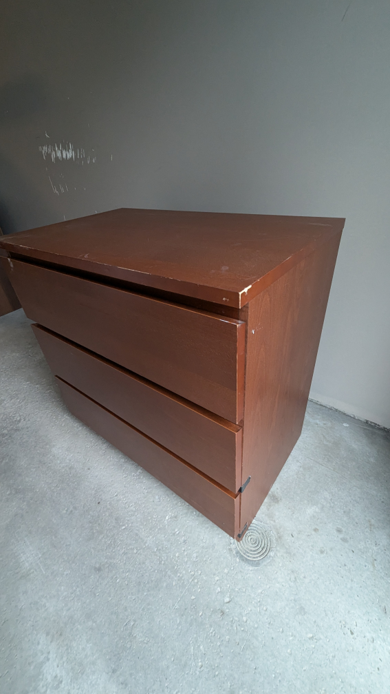 IKEA Malm dresser - photo 2