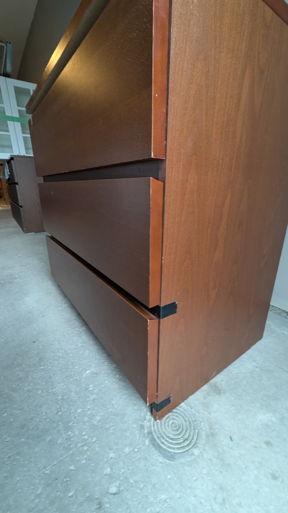 IKEA Malm dresser - photo 3