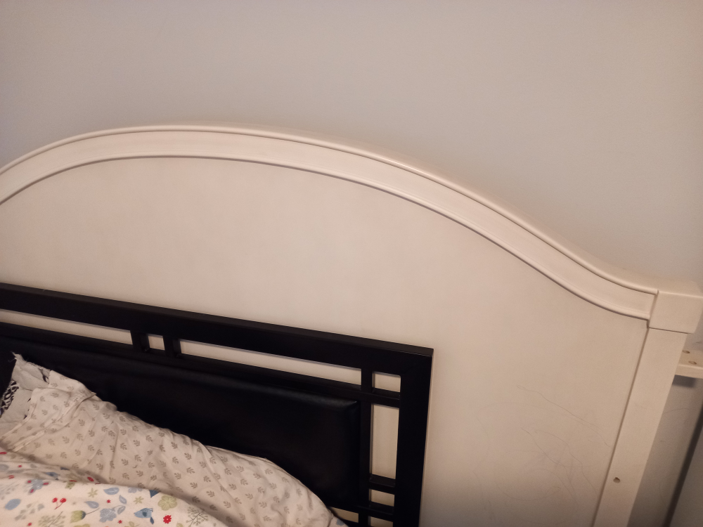 withe baby crib with mattres - photo 3
