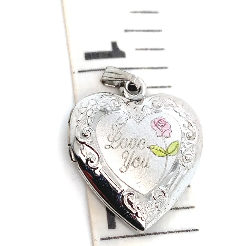 Silver “I love you” Heart Locket image indicator(2)